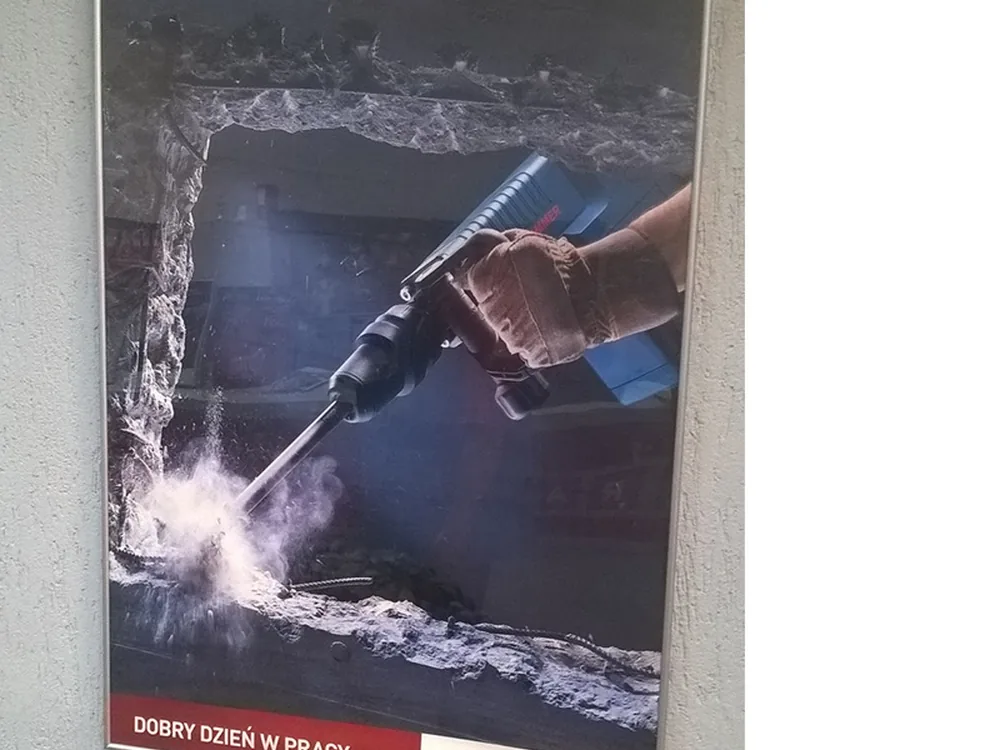 Plakat CRAMO wydrukowany i oprawiony dla klienta